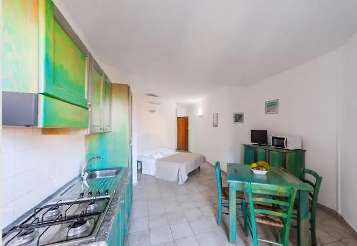 Casa Vacanze Gardenia La Maddalena Con Parcheggio Privato 0*, La Maddalena (Sassari)
