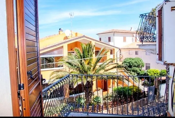 Casa Vacanze Gardenia La Maddalena Con Parcheggio Privato